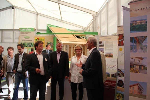 Dr. Ramsauer besucht Messestand - 03.10.2011